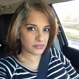 Meet your Posher, Lizzette